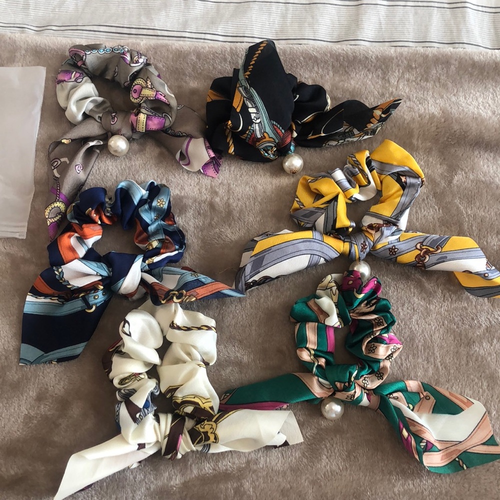 Amazon scrunchies